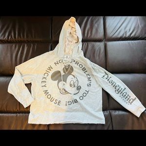 Disneyland Resort Hooded sweatshirt, like new